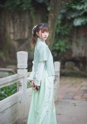 斯嘉丽大尺度露内底毛_剧情片高清电影在线