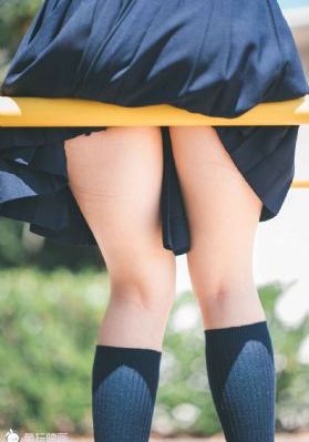 三个女警花的婬奴生活_HD手机免费观看完整